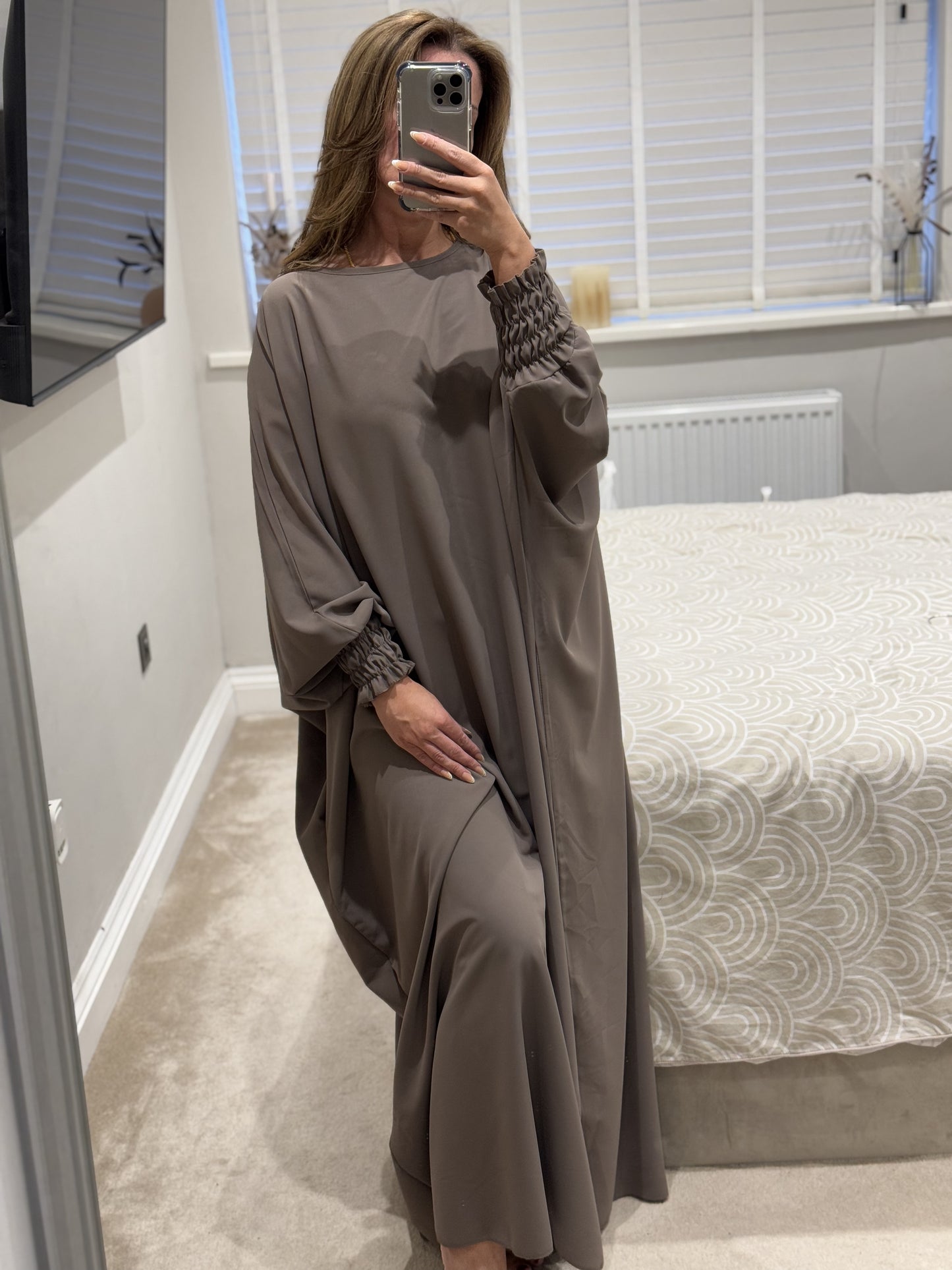 Medina powder touch pocket abaya